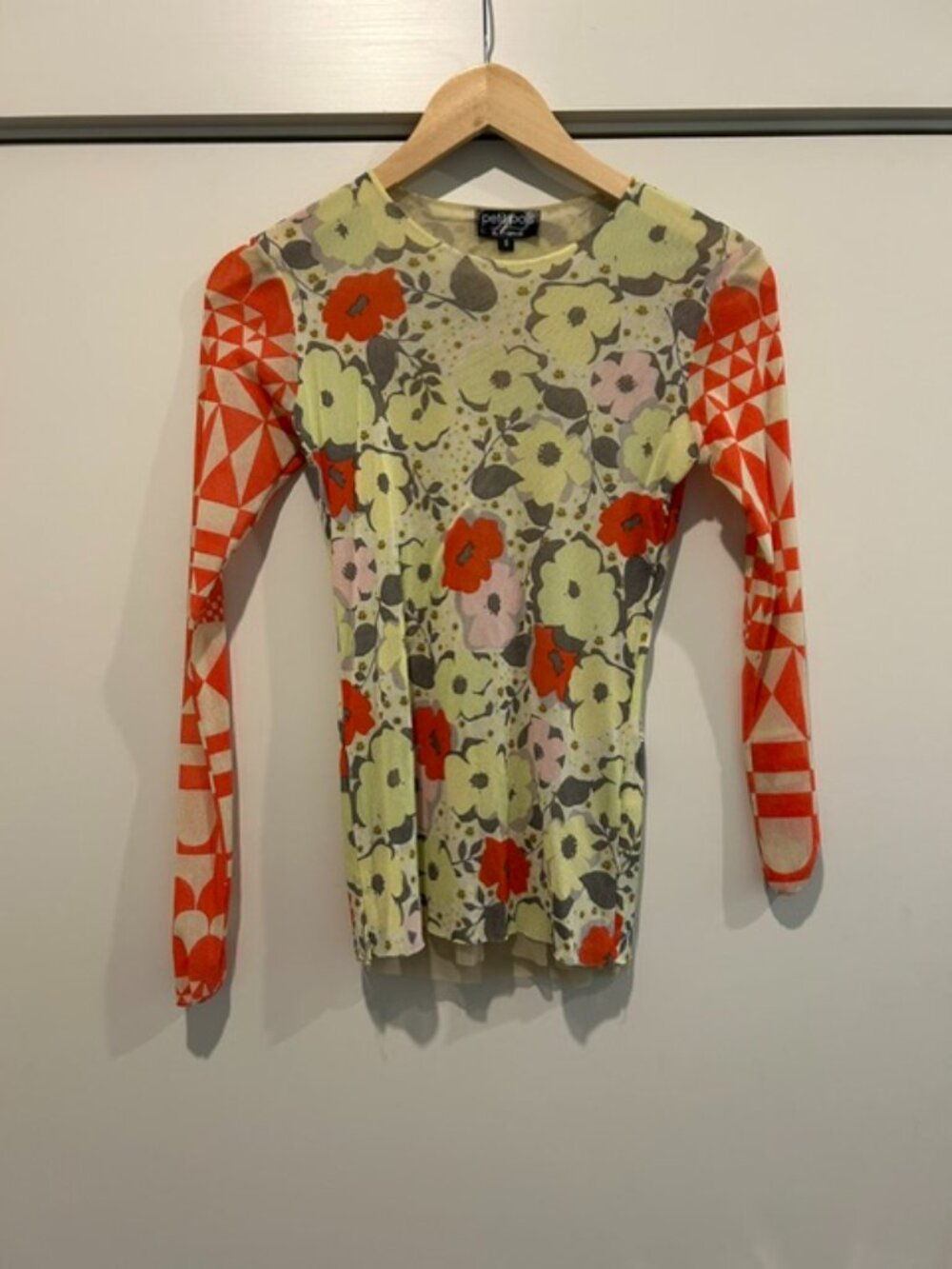 Size Small Petit pois by Viviana G  top